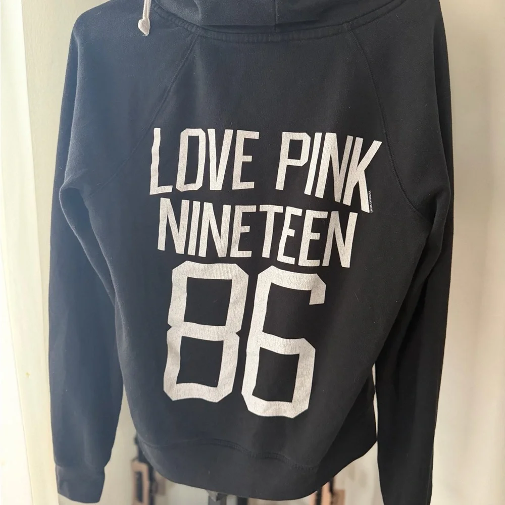 Y2K PINK Victoria's Secret Black Hoodie with White Dog Logo - Picture 3 of 3